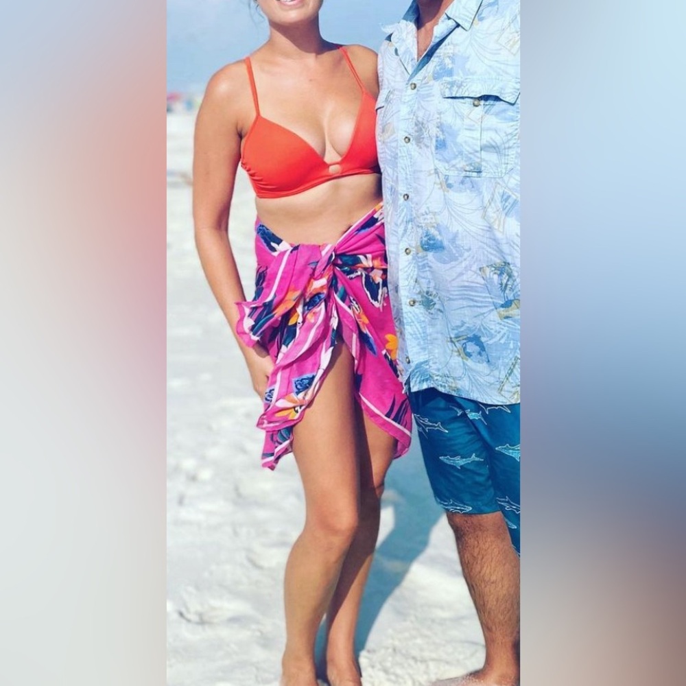 Shade and Shore bikini! 🧡🌊 🌅